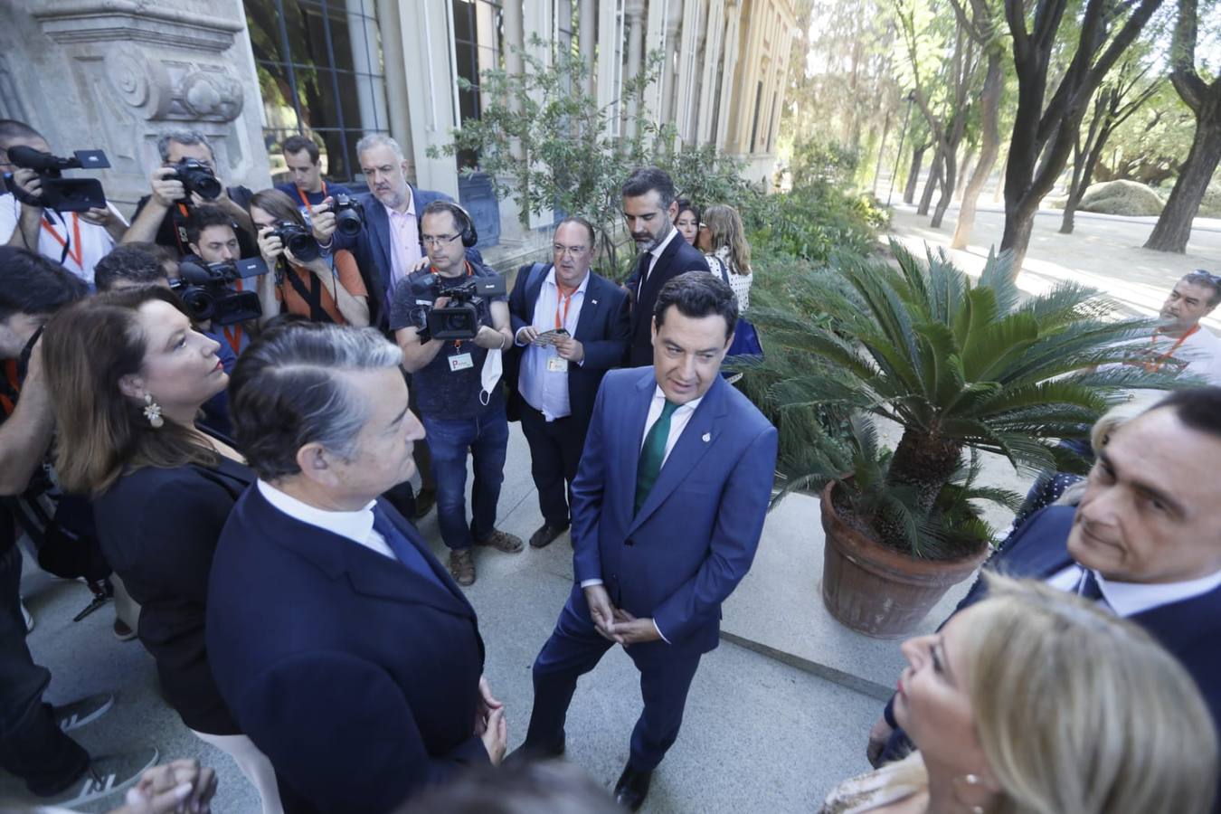 Foto de familia y toma de posesión de los nuevos consejeros de la Junta