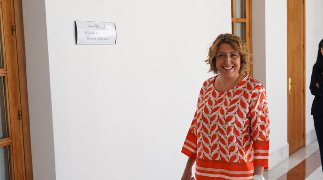 Susana Díaz defiende la «honestidad e integridad» de Chaves y Griñán a pesar de la sentencia del Supremo