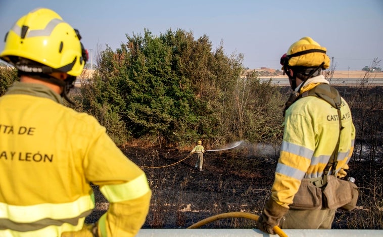 Identificado un menor como autor de un incendio en una zona arbolada de Béjar (Salamanca)