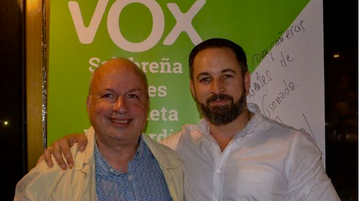 Dimite Manuel Martín, el «casero» de Olona en Salobreña, como presidente de Vox en Granada