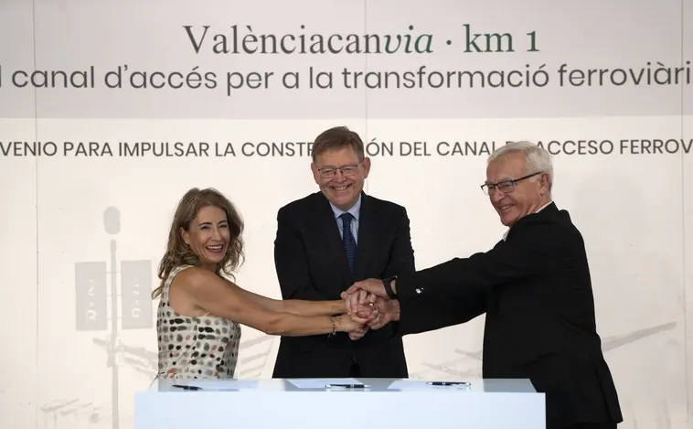 Firmado el convenio de 550 millones para el canal de acceso a Valencia y el soterramiento de las vías de tren