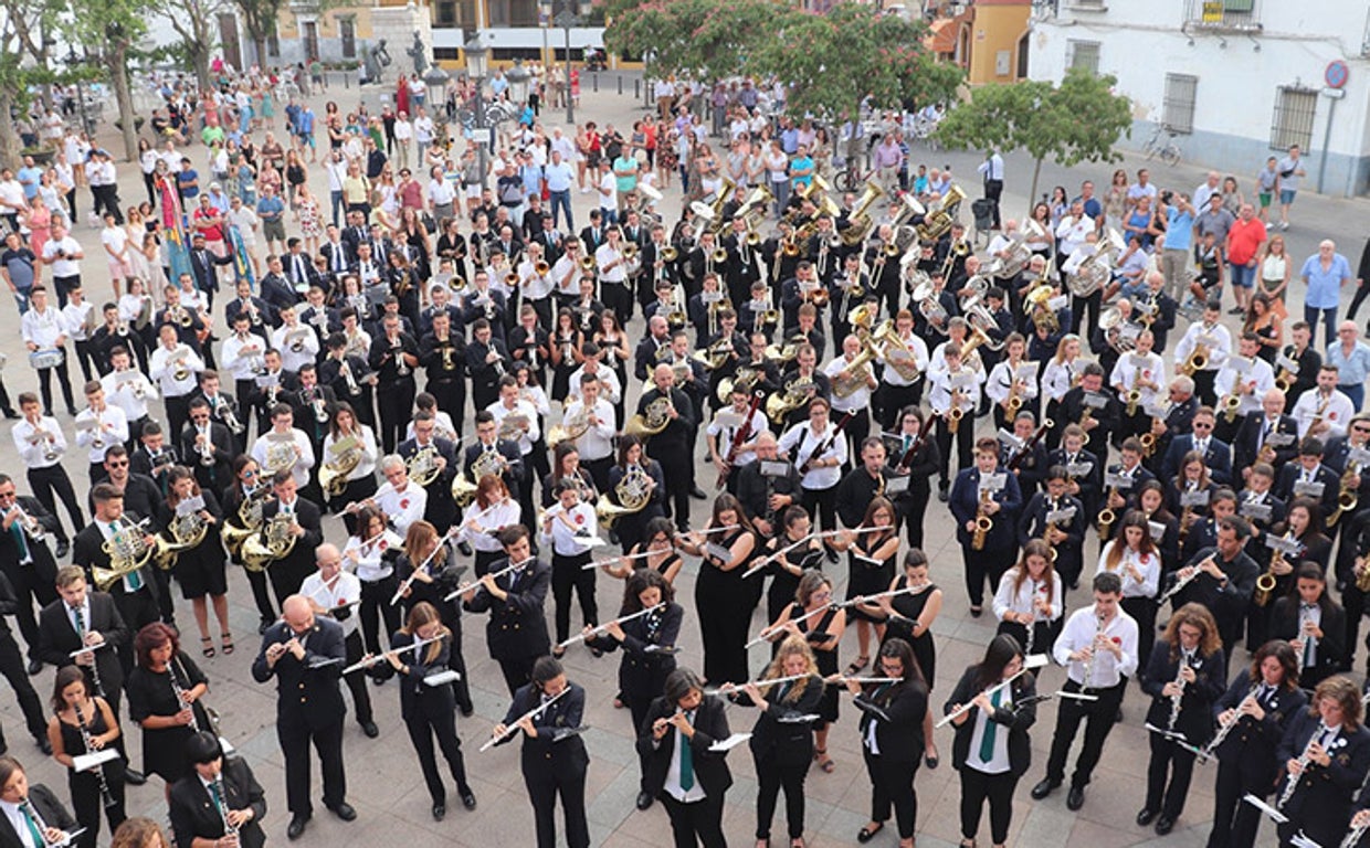 Certamen Internacional de Bandas de Música Villa de Dosbarrios