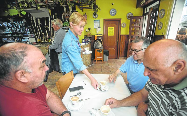 La tasa de paro vuelve a bajar en Galicia y se sitúa en el 11,2 %