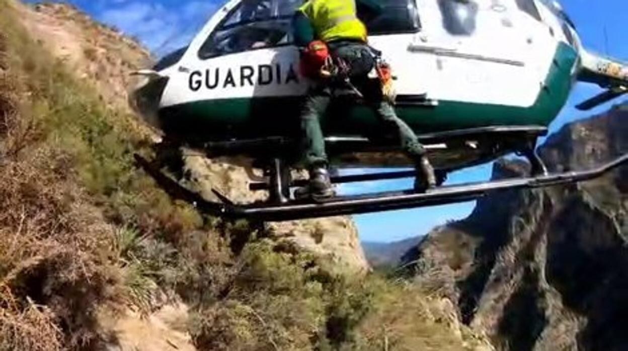 La Guardia Civil realiza 63 rescates en montaña en lo que va de año en Granada con 13 fallecidos