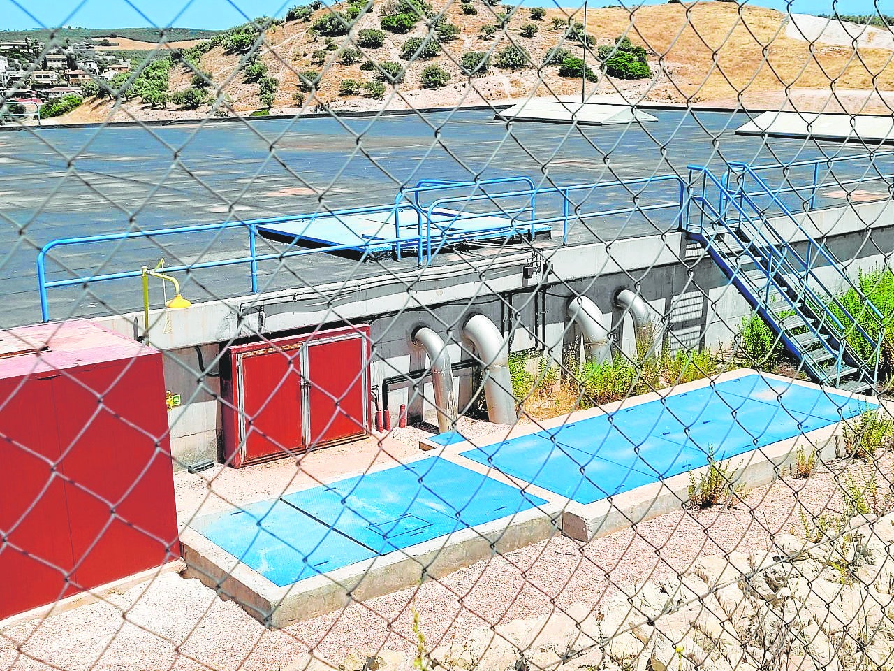 Los depósitos de agua de Lucena mejoran y Montilla toma nuevas medidas restrictivas