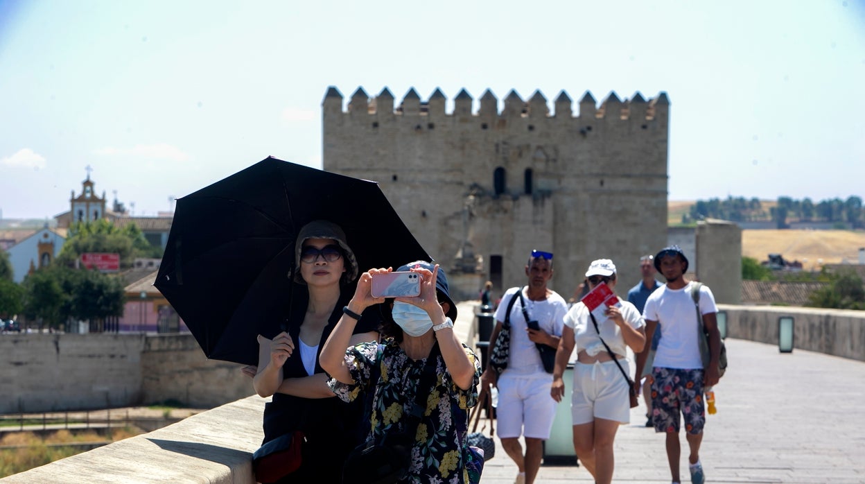 Las máximas subirán este martes a 43 grados y Córdoba repetirá alerta naranja