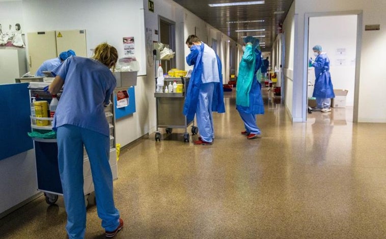 La Generalitat Valenciana «explota como personal de segunda» a la plantilla de un hospital privado tras la reversión a público