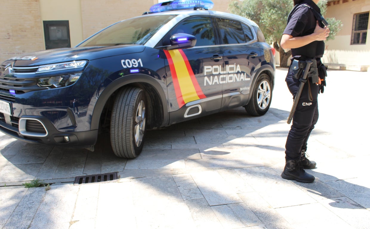 Imagen de recurso de un coche patrulla de la Policía Nacional