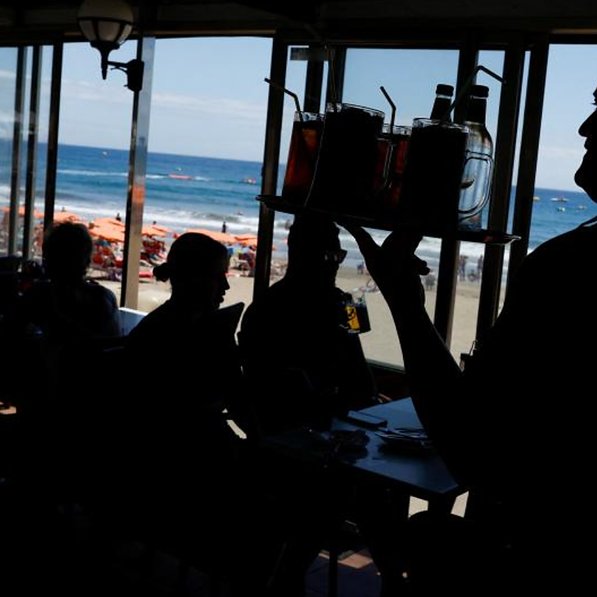 Empujón al empleo joven canario, que crece por encima de la media nacional