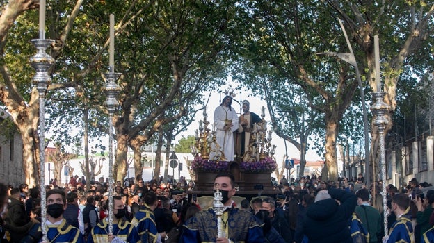 El Señor de la bondad, en su barrio de la Fuensanta