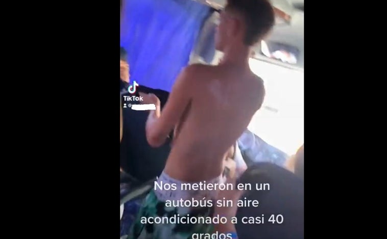 Infierno al volver del Arenal Sound: un bus a más de 40 grados acaba con varios jóvenes atendidos por los sanitarios