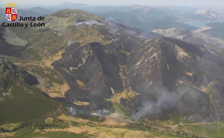 La buena evolución del incendio de Boca de Huérgano permite la retirada de la UME