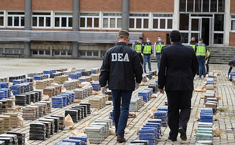 El Supremo avala a los infiltrados que entregaron 17 maletas con 800 kilos de droga