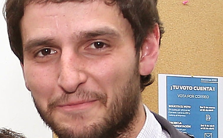 El senador del PP Rodrigo Mediavilla renuncia a su acta por Palencia