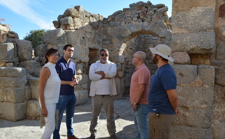La Diputación impulsa la primera campaña de excavación arqueológica en San Pedro de la Mata