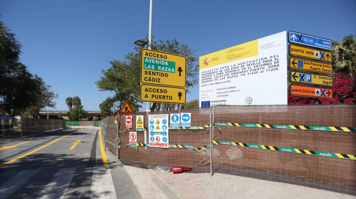 La avenida de Las Razas se convierte desde hoy en otra ratonera para el tráfico en Sevilla