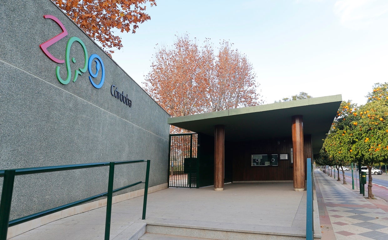 Imagen de la entrada del Zoo de Córdoba