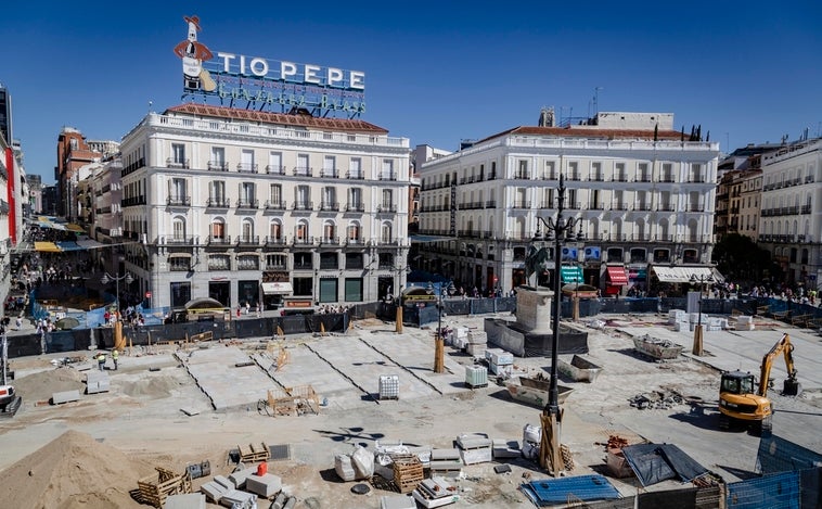 La metamorfosis de Madrid en verano: de la 'trinchera' de Sol al adiós a la brecha del puente de Pacífico