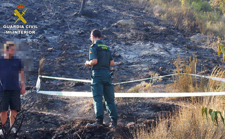 Investigan a un hombre por provocar uno de los incendios en Alicante al tirar restos de barbacoa