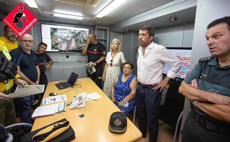 Carlos Mazón se reunirá el martes con los alcaldes afectados por el incendio de la Vall d'Ebo