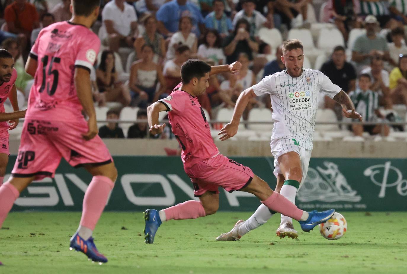 La alegría de la goleada del Córdoba CF a Unionistas, en imágenes