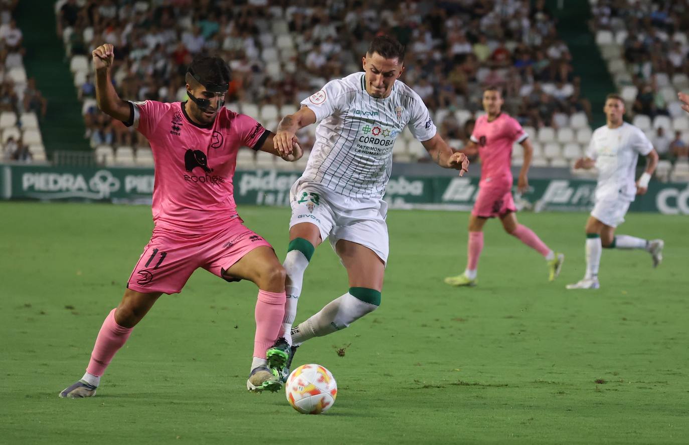 La alegría de la goleada del Córdoba CF a Unionistas, en imágenes