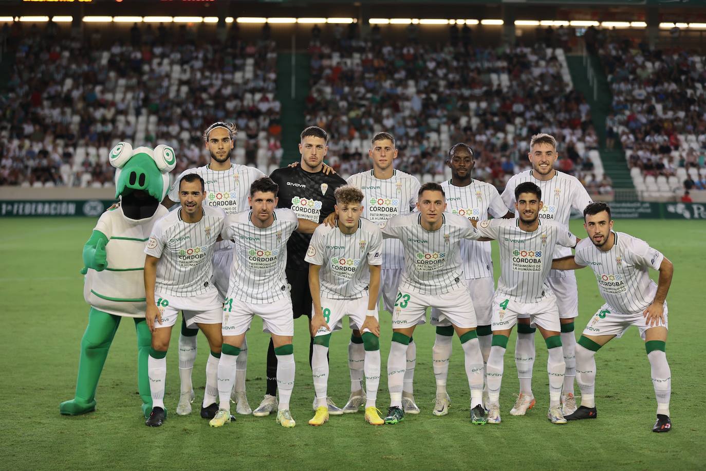 La alegría de la goleada del Córdoba CF a Unionistas, en imágenes