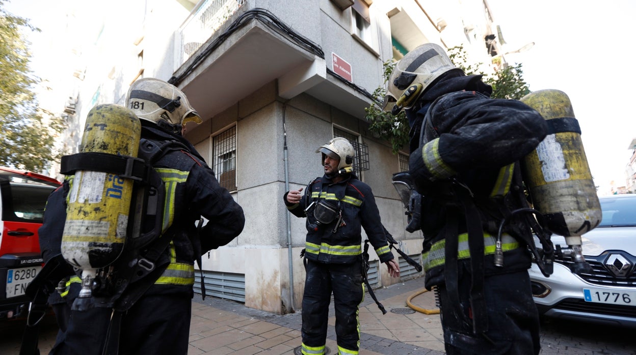 La mujer hallada muerta en un incendio falleció por inhalación de humo