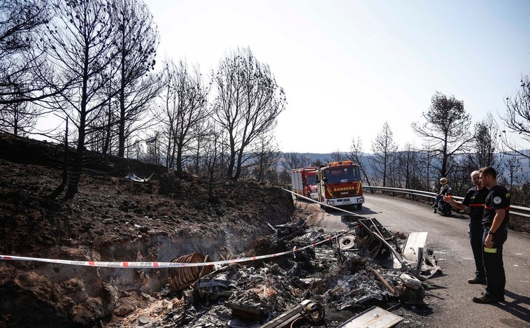 Regreso al infierno de Bejís con los bomberos heridos: «Nos salvamos de morir abrasados»