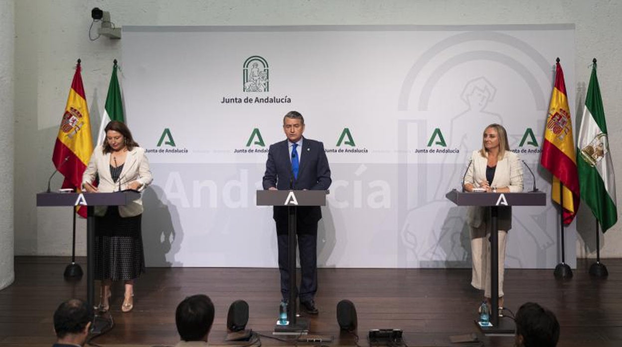 Estos son los ocho delegados provinciales de la Junta de Andalucía, que nombra a 16 altos cargos más