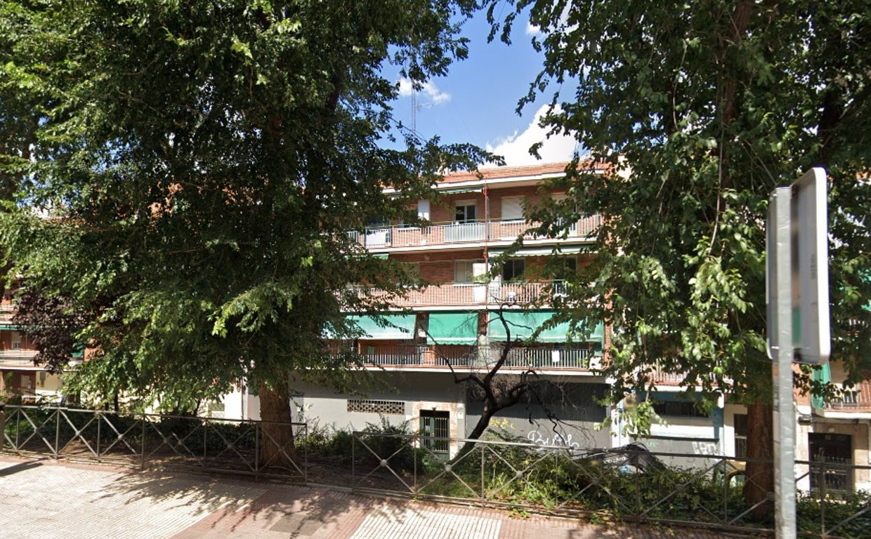 El bloque donde tuvo lugar la agresión, en la calle de Sepúlveda