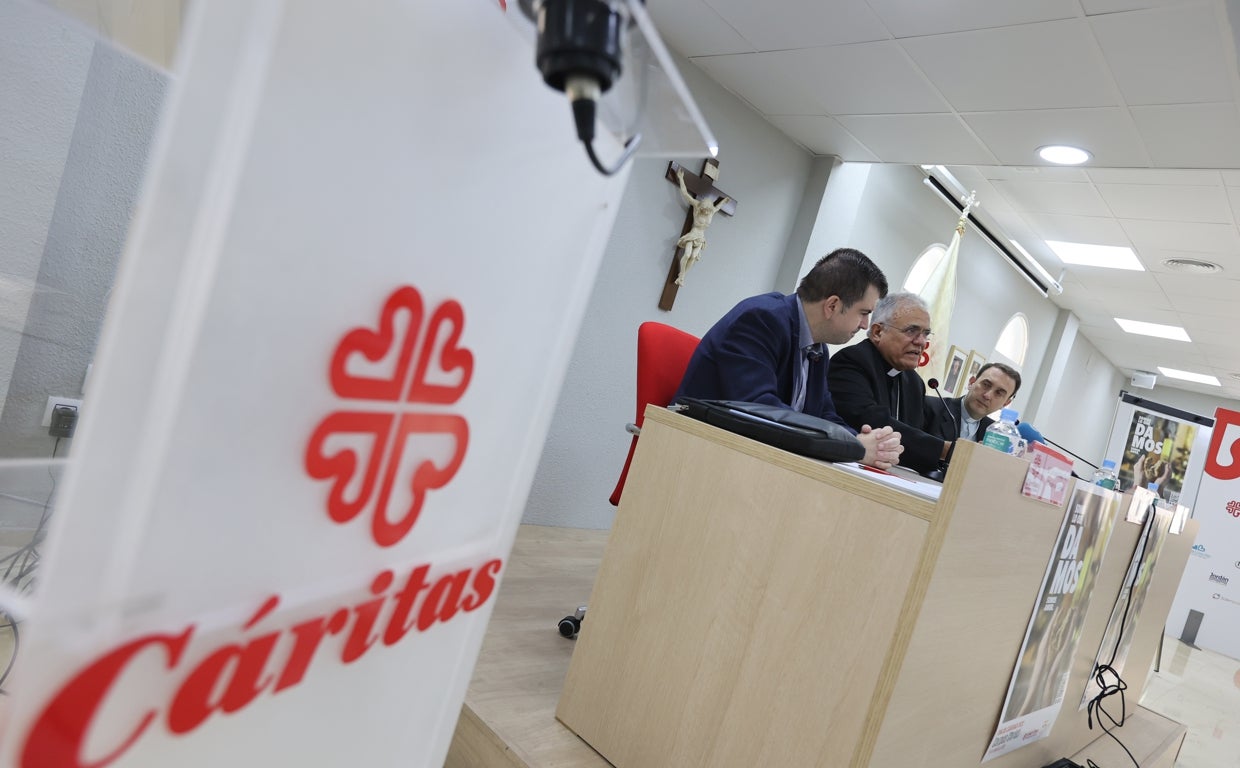 El obispo, Demetrio Fernández, en un acto reciente de Cáritas