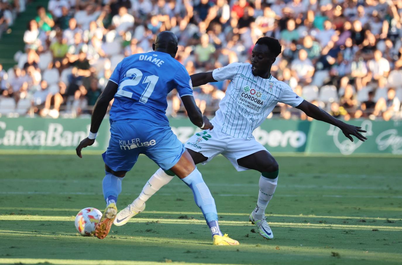 Las espectaculares imágenes de las mejores jugadas del Córdoba CF - Fuenlabrada