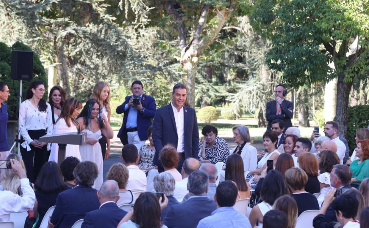 El presidente del Gobierno, Pedro Sánchez, durante el acto con participación ciudadana en La Moncloa