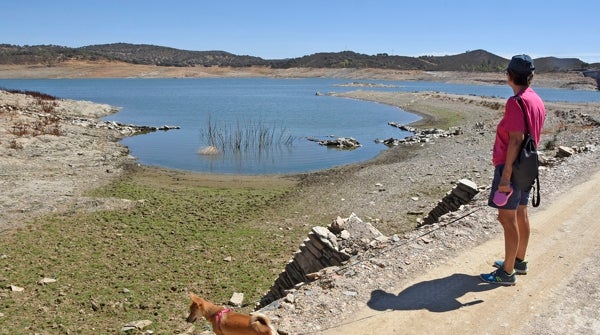 Las reservas de agua de Andalucía caen por debajo del 26 por ciento sin que el Gobierno convoque la Mesa de la Sequía