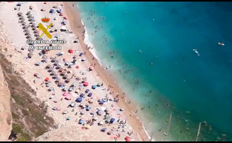 Detienen a un matrimonio sevillano por robos en 16 coches en playas de Alicante donde venían de veraneo