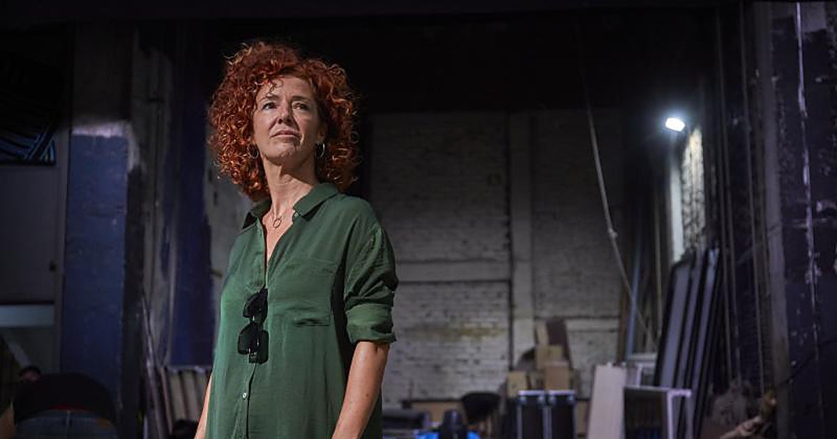 La cómica, en las tramoyas del teatro Alcázar