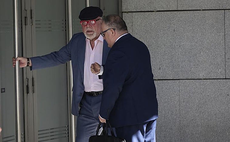 Anticorrupción pide otros cuatro años y medio de cárcel para Villarejo y dos expolicías