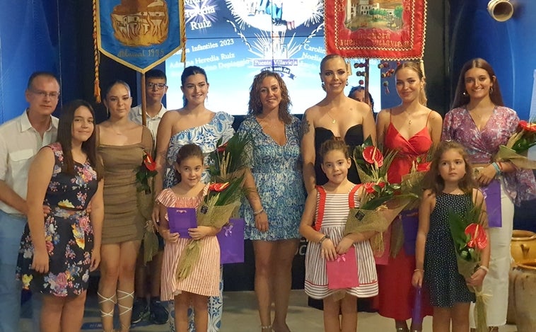 La Hoguera Puente Villavieja celebra en el Museo de Aguas de Alicante la pedida de sus próximas bellezas