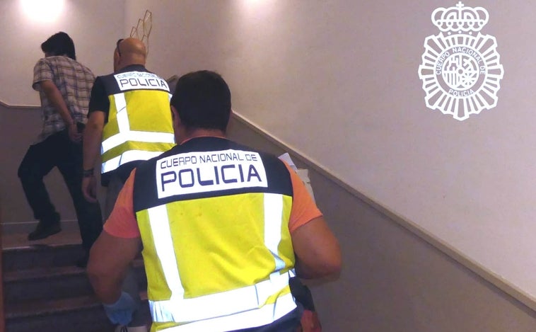 Detenido en Salamanca un pedófilo que grababa a menores al orinar en la calle