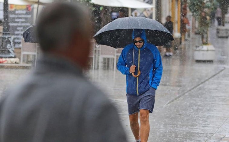 El pronóstico de la Aemet sobre el tiempo en Valencia: alerta por tormentas con granizo y fuertes rachas de viento