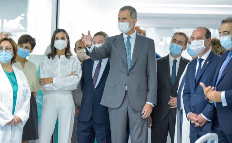 Los Reyes inauguran la ampliación del hospital de Guadalajara