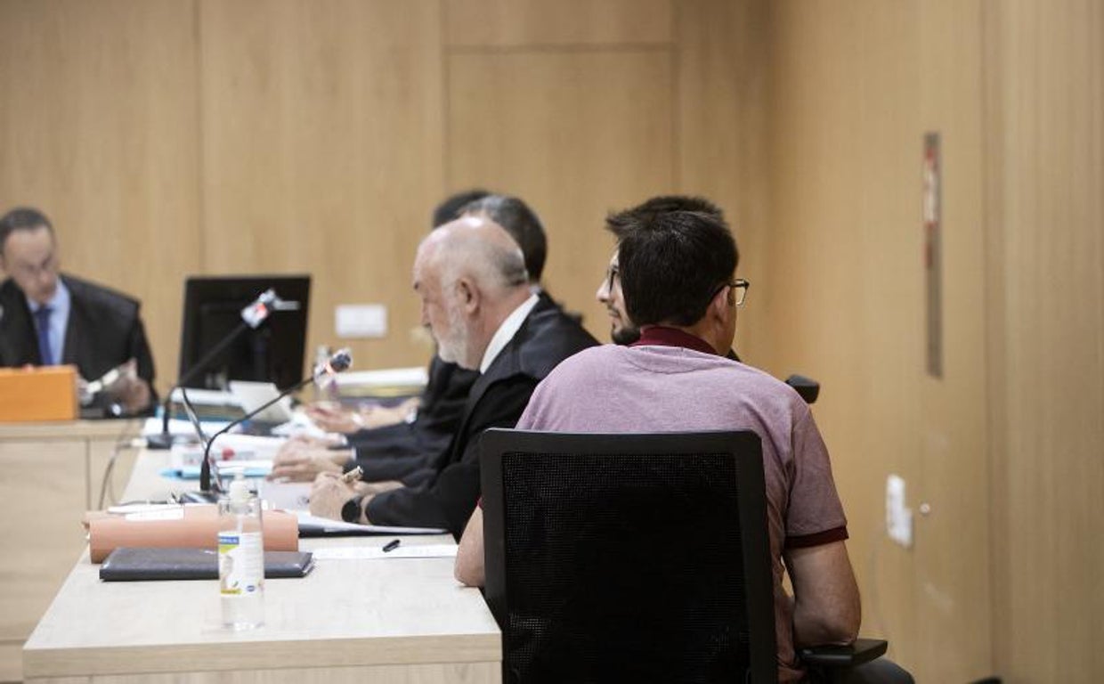 El autor confeso del crimen durante la celebración del juicio con jurado popular