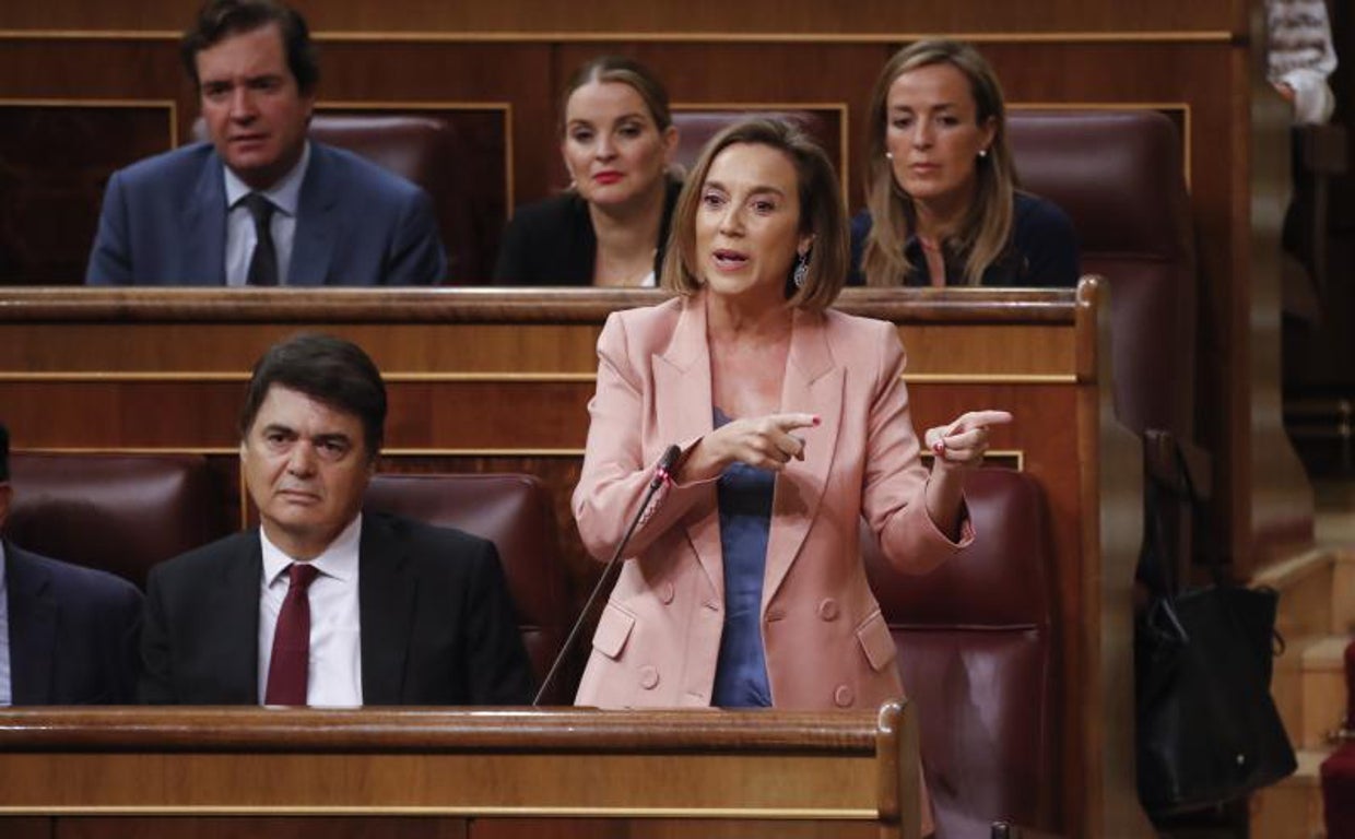 La secretaria general del PP, Cuca Gamarra, este miércoles en el Congreso de los Diputados