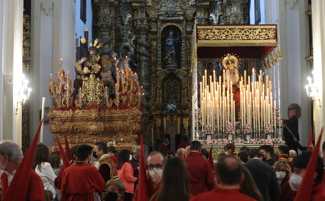 Misterio del Señor del Buen Suceso y palio de la Virgen de la Caridad, el pasado Martes Santo