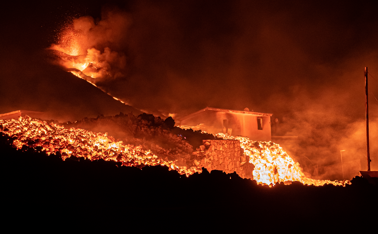 El volcán de Cumbre Vieja y las impactantes imágenes de la desgracia