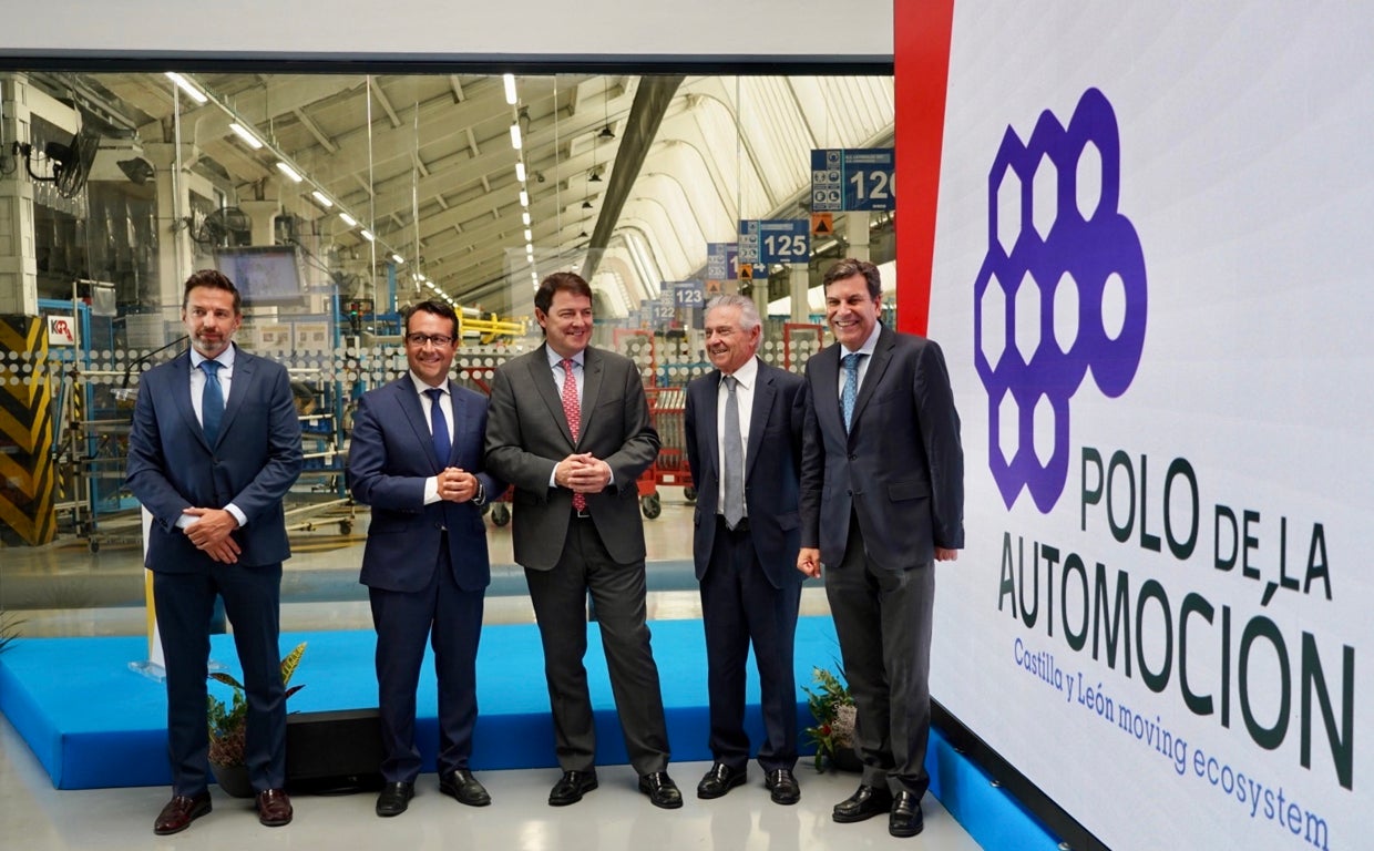 Mañueco llama a que la transición hacia la nueva movilidad no repita «los errores de la energética»