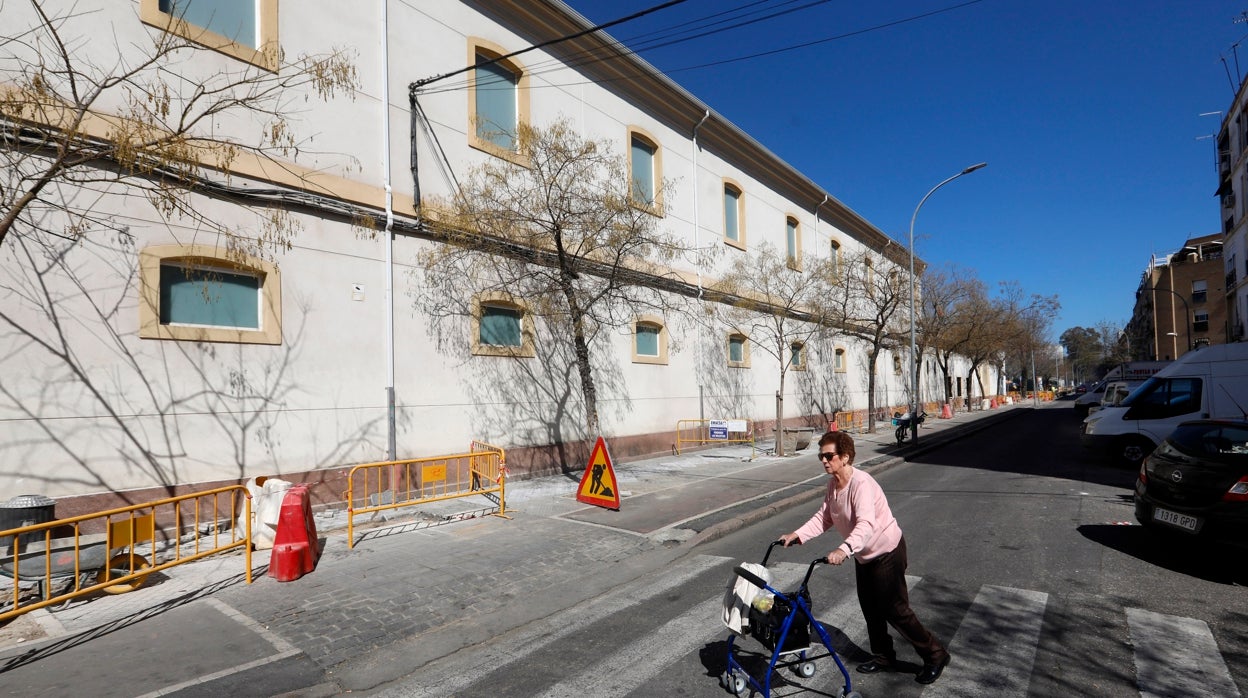 El Ayuntamiento de Córdoba se queda con la Farmacia Militar de Lepanto