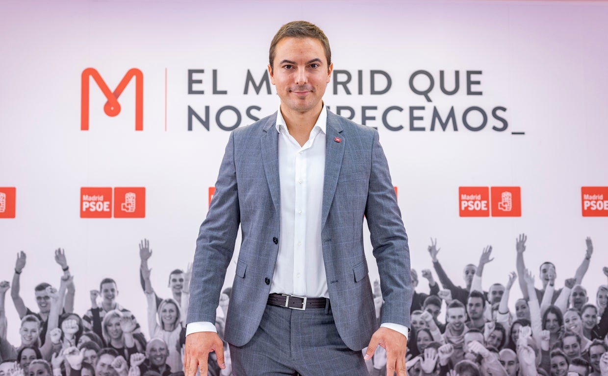 Juan Lobato presentando ayer su candidatura a las primarias del PSOE para la Comunidad de Madrid