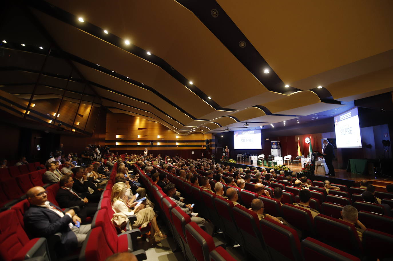 El taller sobre la Base Logística de Córdoba, en imágenes